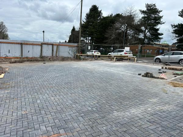 Block paving and kerbing to a commercial site