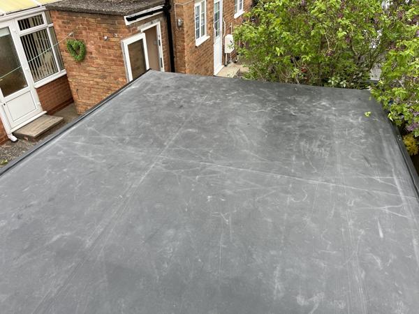New EPDM rubber flat roof on a garage – Staff4dshire Roofing Specialists